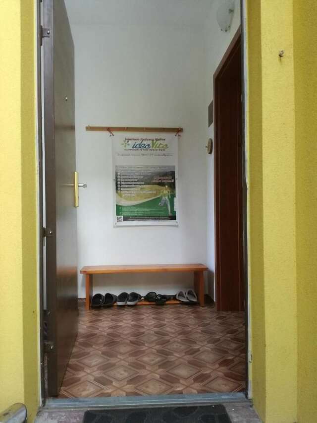 Проживание в семье Стаи за гости 